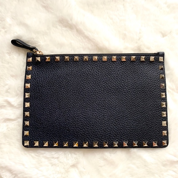 NEW Authentic Valentino Rockstud Leather Pouch - Picture 7 of 10